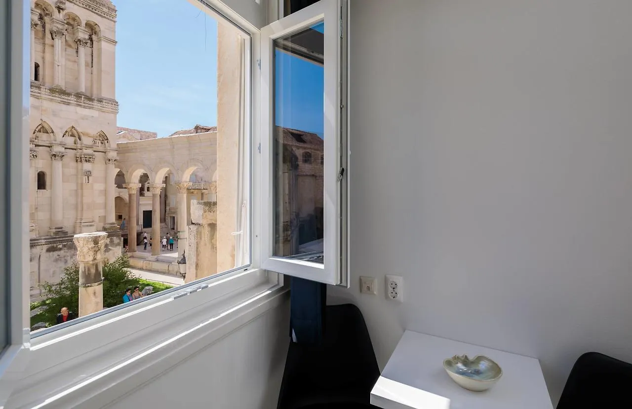 Apartamento Plr Luxury Rooms Split
